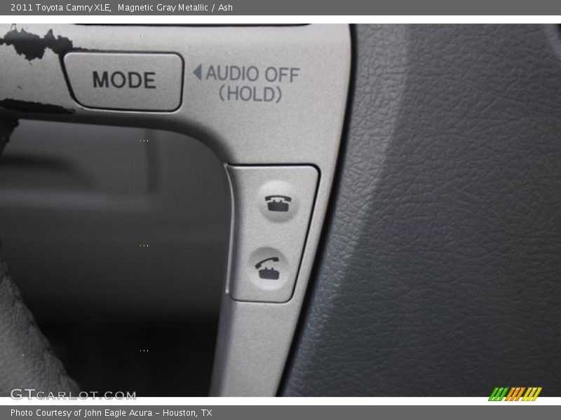 Magnetic Gray Metallic / Ash 2011 Toyota Camry XLE