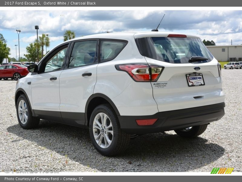 Oxford White / Charcoal Black 2017 Ford Escape S