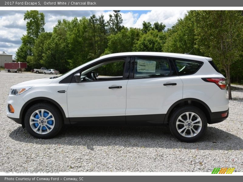 Oxford White / Charcoal Black 2017 Ford Escape S