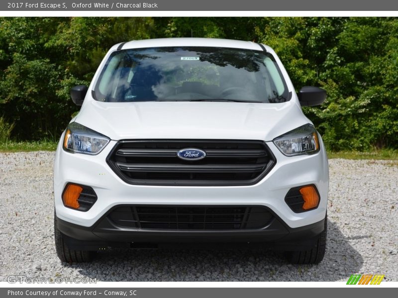 Oxford White / Charcoal Black 2017 Ford Escape S