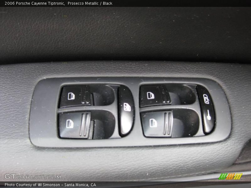 Prosecco Metallic / Black 2006 Porsche Cayenne Tiptronic