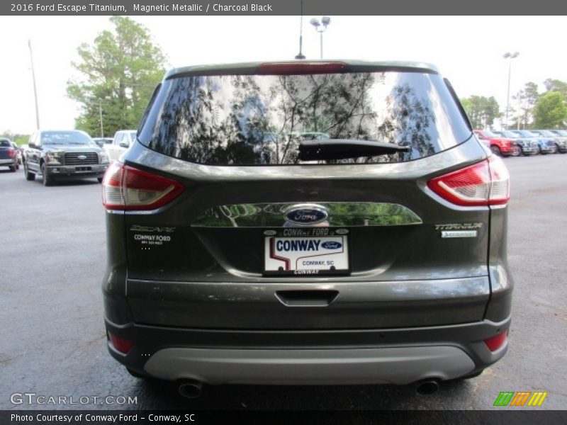 Magnetic Metallic / Charcoal Black 2016 Ford Escape Titanium