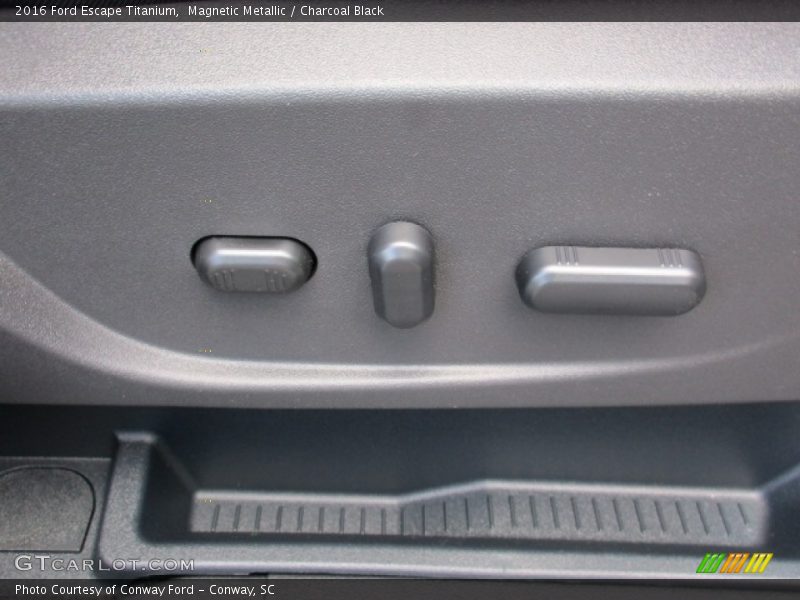 Magnetic Metallic / Charcoal Black 2016 Ford Escape Titanium