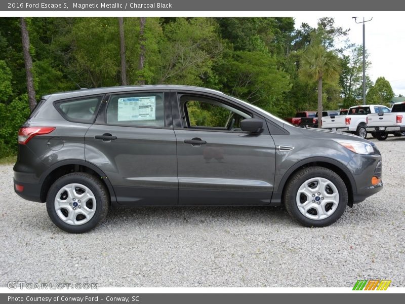 Magnetic Metallic / Charcoal Black 2016 Ford Escape S