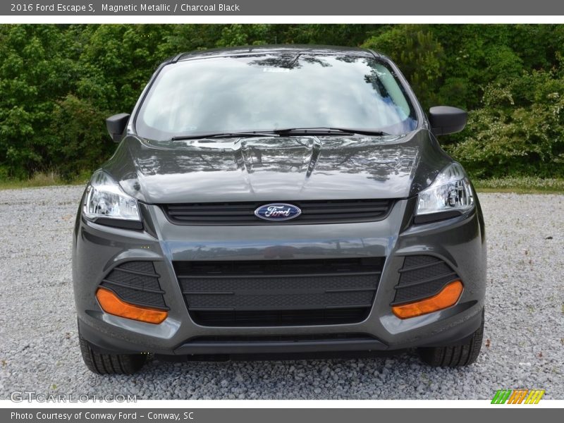 Magnetic Metallic / Charcoal Black 2016 Ford Escape S