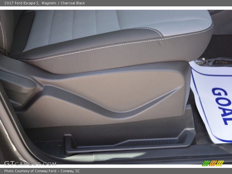 Magnetic / Charcoal Black 2017 Ford Escape S