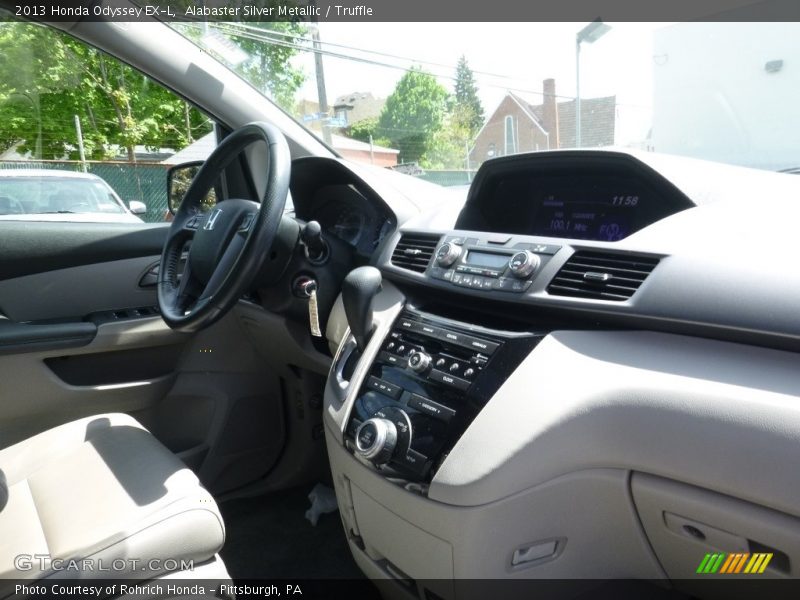 Alabaster Silver Metallic / Truffle 2013 Honda Odyssey EX-L