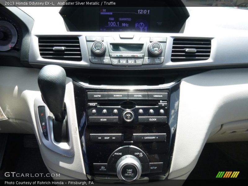 Alabaster Silver Metallic / Truffle 2013 Honda Odyssey EX-L