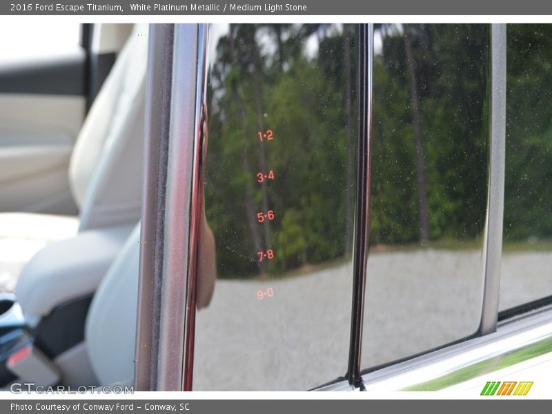 White Platinum Metallic / Medium Light Stone 2016 Ford Escape Titanium