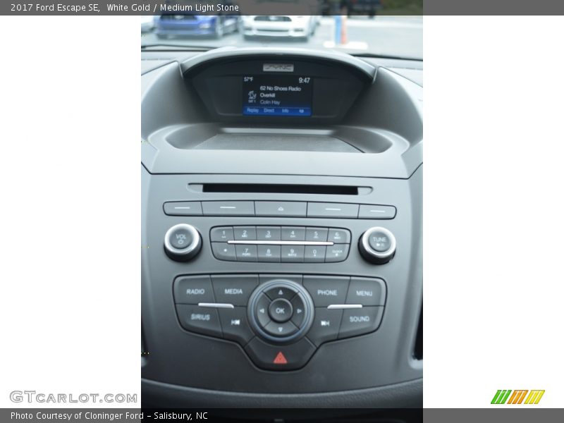 White Gold / Medium Light Stone 2017 Ford Escape SE