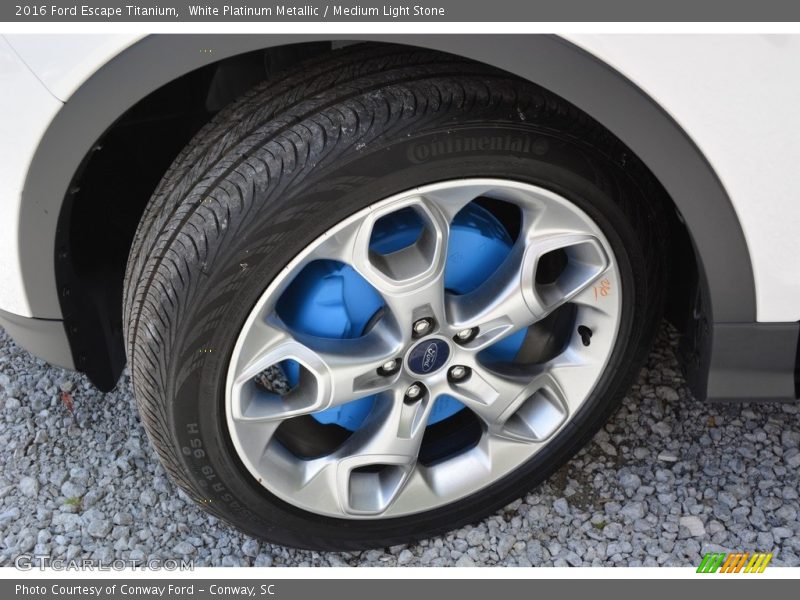 White Platinum Metallic / Medium Light Stone 2016 Ford Escape Titanium