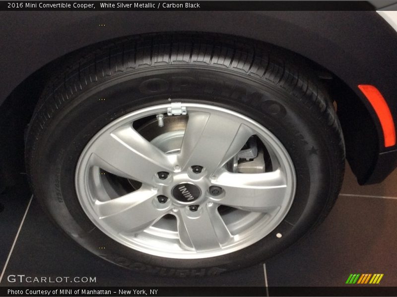 White Silver Metallic / Carbon Black 2016 Mini Convertible Cooper