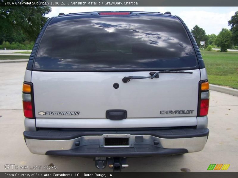 Silver Birch Metallic / Gray/Dark Charcoal 2004 Chevrolet Suburban 1500 LS