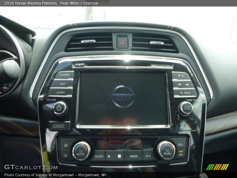 Pearl White / Charcoal 2016 Nissan Maxima Platinum