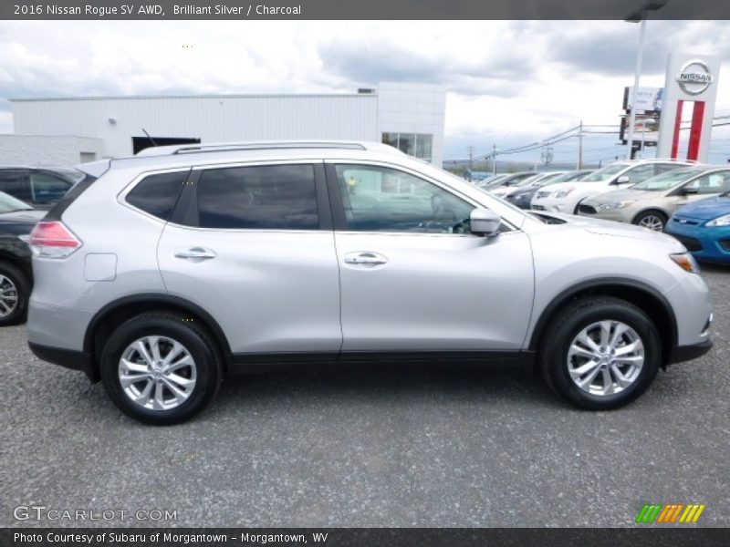 Brilliant Silver / Charcoal 2016 Nissan Rogue SV AWD