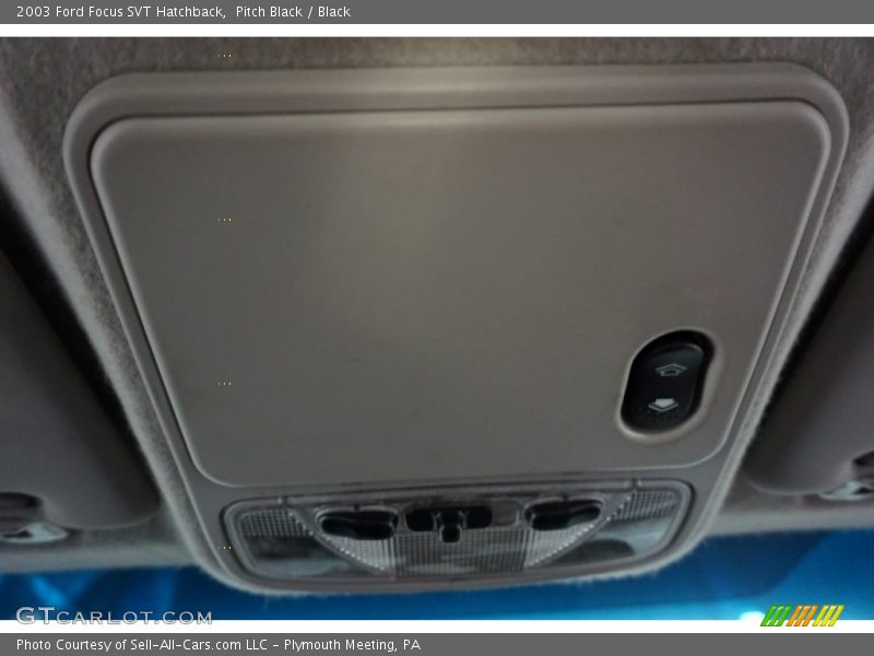 Pitch Black / Black 2003 Ford Focus SVT Hatchback