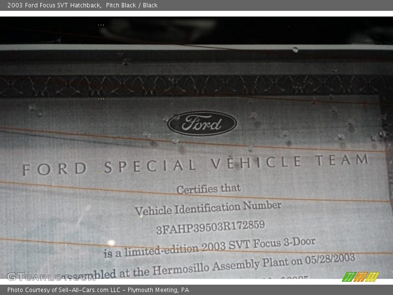 Pitch Black / Black 2003 Ford Focus SVT Hatchback