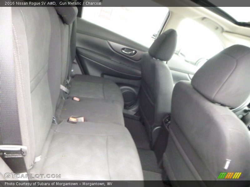 Gun Metallic / Charcoal 2016 Nissan Rogue SV AWD