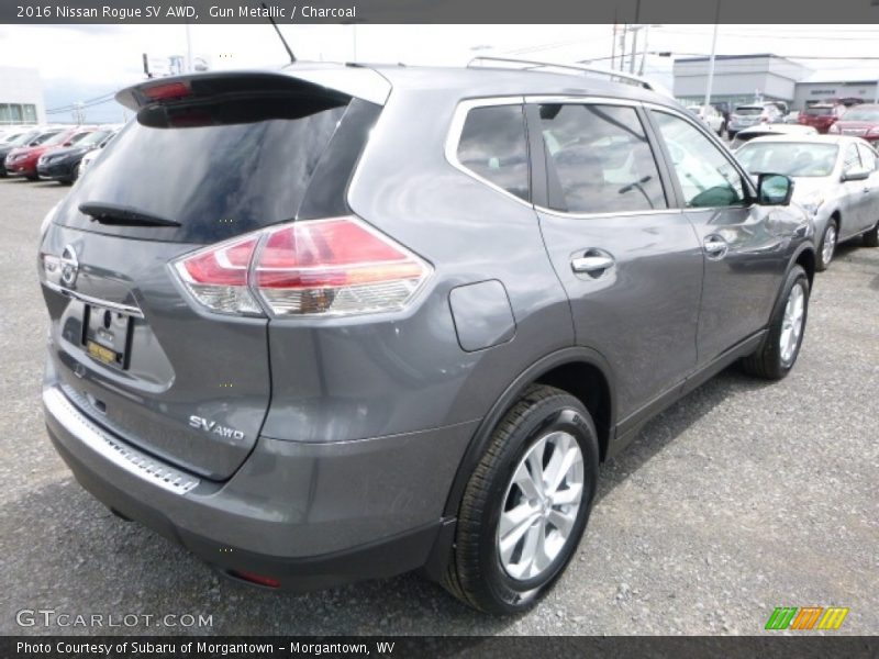 Gun Metallic / Charcoal 2016 Nissan Rogue SV AWD