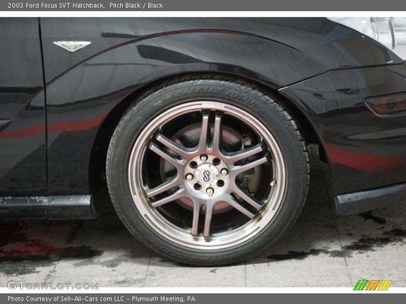 Pitch Black / Black 2003 Ford Focus SVT Hatchback