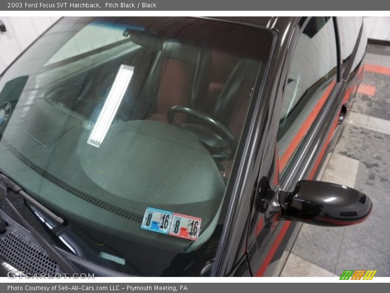 Pitch Black / Black 2003 Ford Focus SVT Hatchback