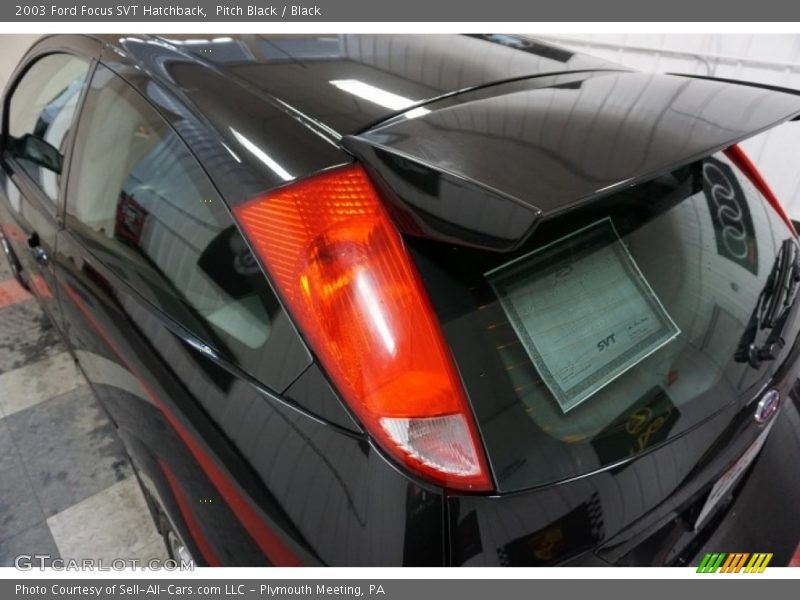 Pitch Black / Black 2003 Ford Focus SVT Hatchback