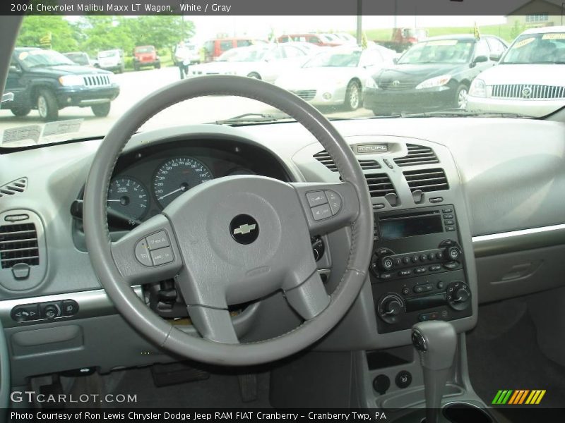 White / Gray 2004 Chevrolet Malibu Maxx LT Wagon