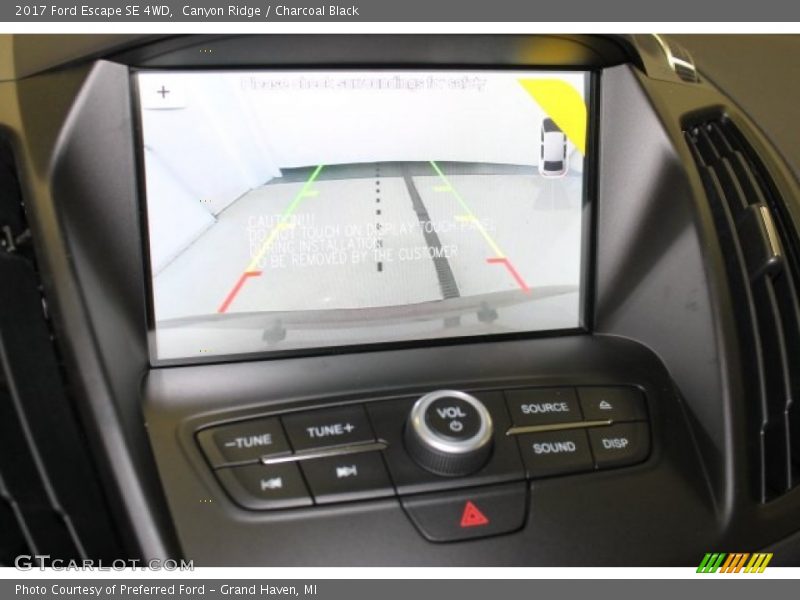 Canyon Ridge / Charcoal Black 2017 Ford Escape SE 4WD