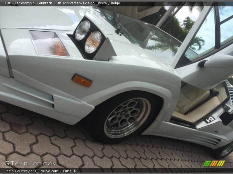 White / Beige 1989 Lamborghini Countach 25th Anniversary Edition