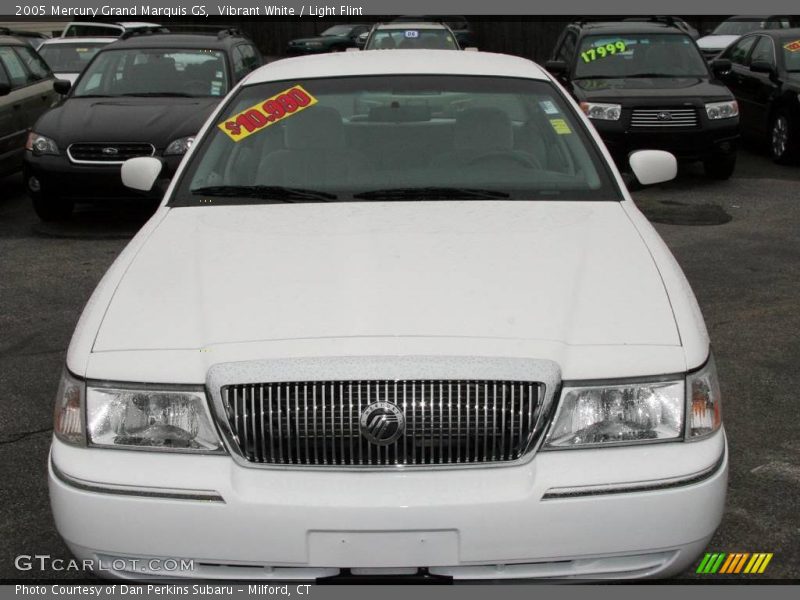 Vibrant White / Light Flint 2005 Mercury Grand Marquis GS