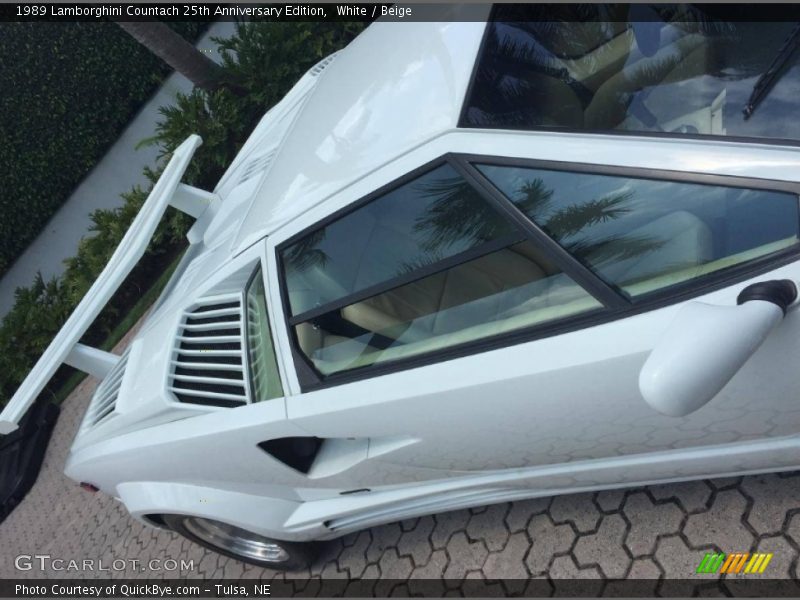 White / Beige 1989 Lamborghini Countach 25th Anniversary Edition