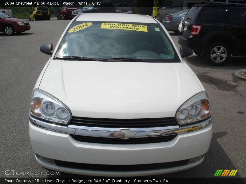 White / Gray 2004 Chevrolet Malibu Maxx LT Wagon