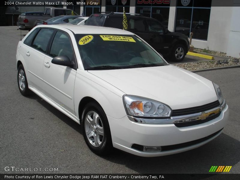 White / Gray 2004 Chevrolet Malibu Maxx LT Wagon