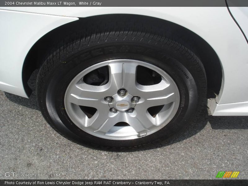 White / Gray 2004 Chevrolet Malibu Maxx LT Wagon