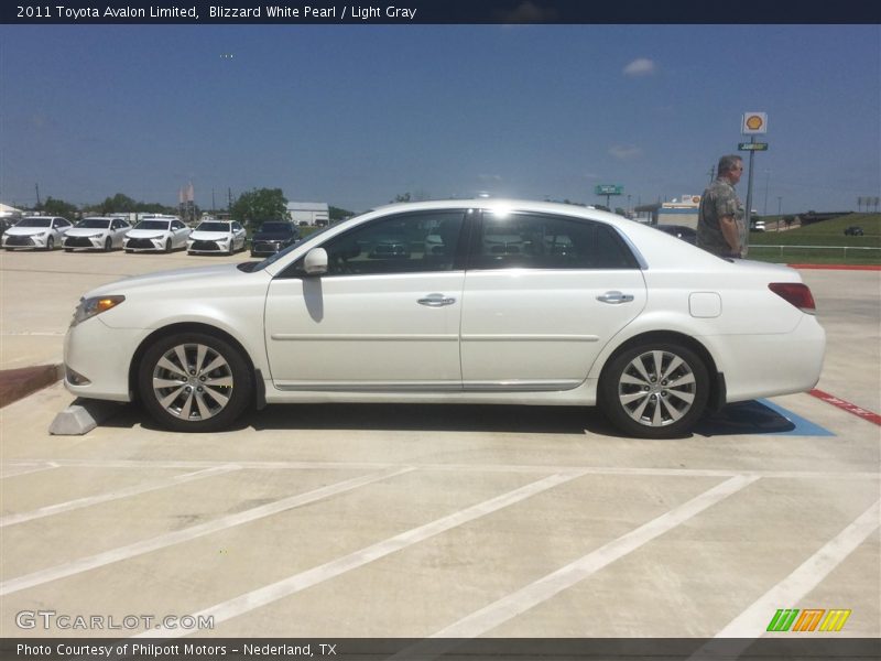 Blizzard White Pearl / Light Gray 2011 Toyota Avalon Limited