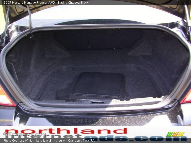 Black / Charcoal Black 2005 Mercury Montego Premier AWD