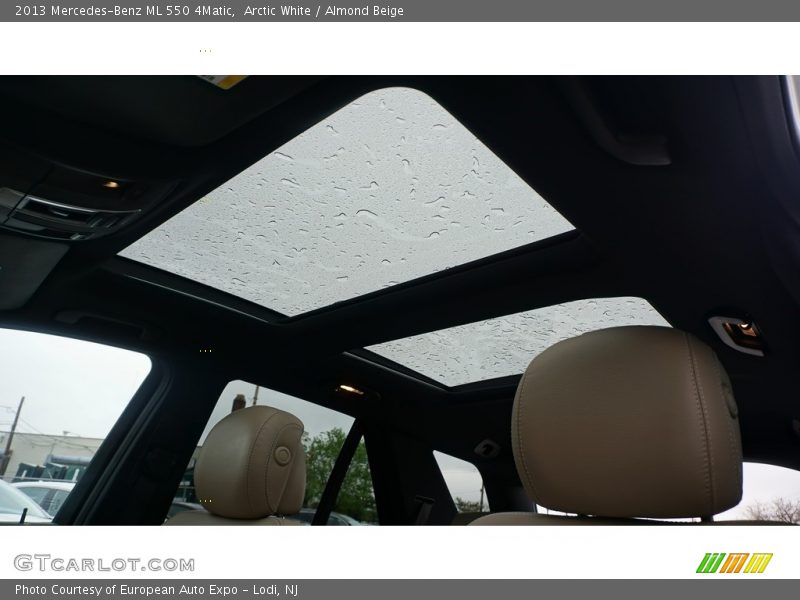 Arctic White / Almond Beige 2013 Mercedes-Benz ML 550 4Matic