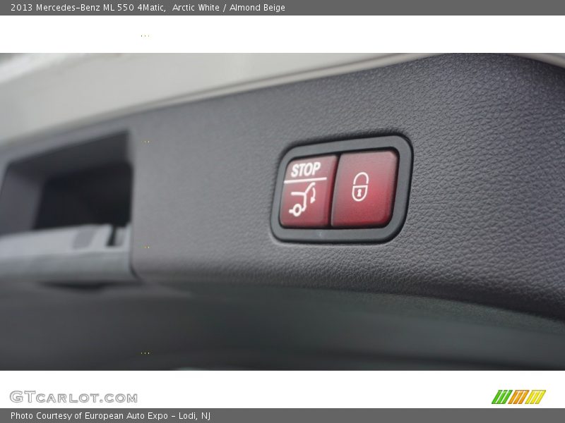 Arctic White / Almond Beige 2013 Mercedes-Benz ML 550 4Matic