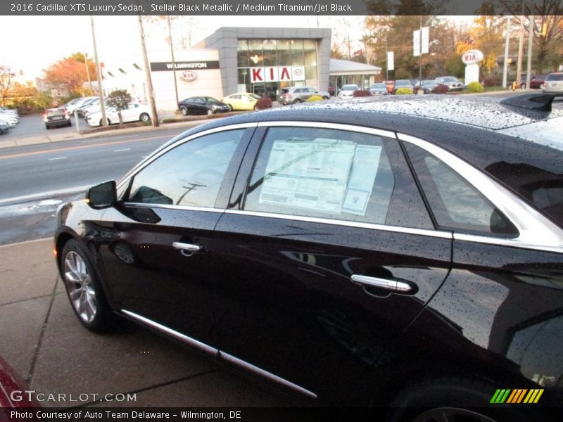 Stellar Black Metallic / Medium Titanium/Jet Black 2016 Cadillac XTS Luxury Sedan