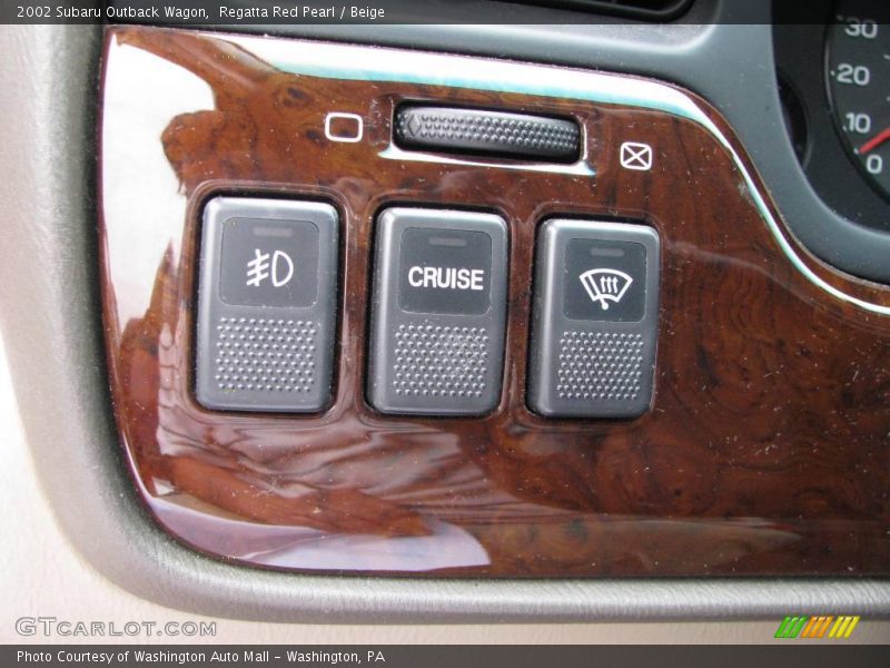 Regatta Red Pearl / Beige 2002 Subaru Outback Wagon