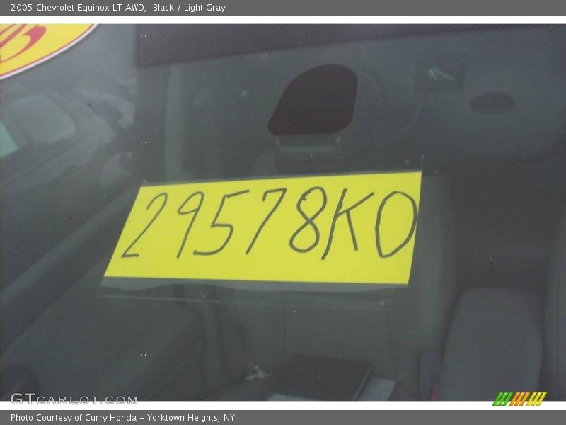 Black / Light Gray 2005 Chevrolet Equinox LT AWD