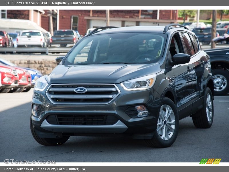 Magnetic / Charcoal Black 2017 Ford Escape SE 4WD