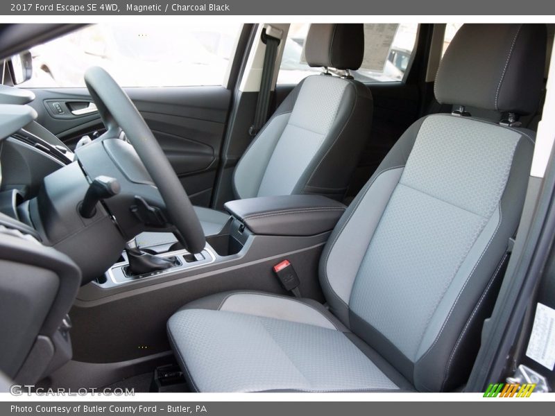Magnetic / Charcoal Black 2017 Ford Escape SE 4WD