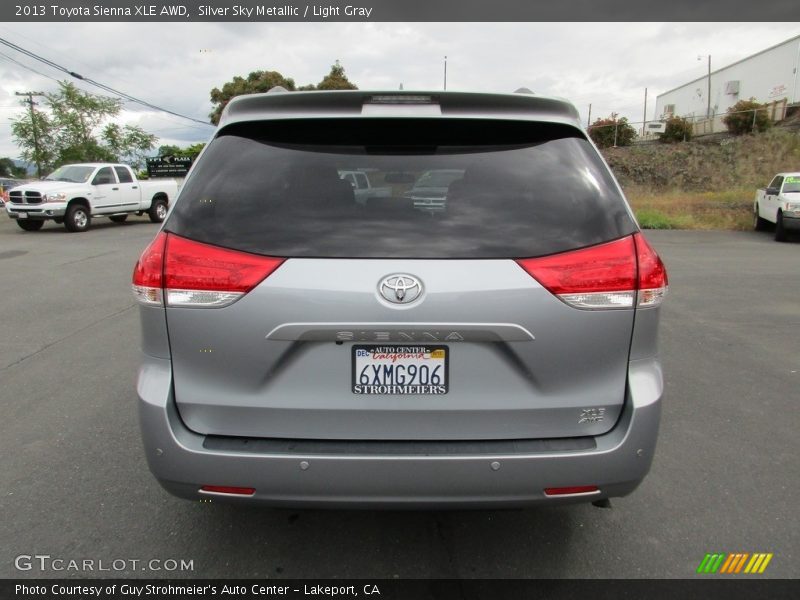Silver Sky Metallic / Light Gray 2013 Toyota Sienna XLE AWD