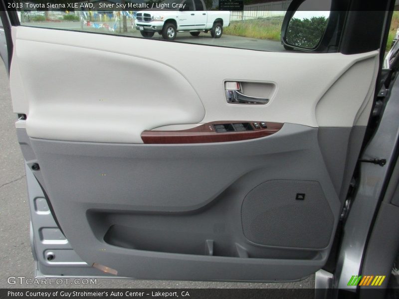 Silver Sky Metallic / Light Gray 2013 Toyota Sienna XLE AWD
