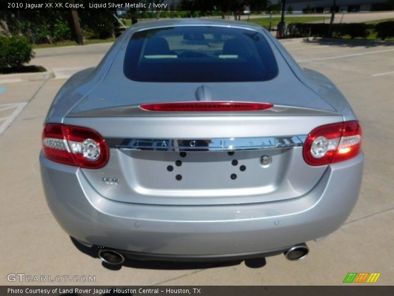 Liquid Silver Metallic / Ivory 2010 Jaguar XK XK Coupe