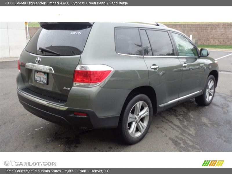 Cypress Green Pearl / Sand Beige 2012 Toyota Highlander Limited 4WD