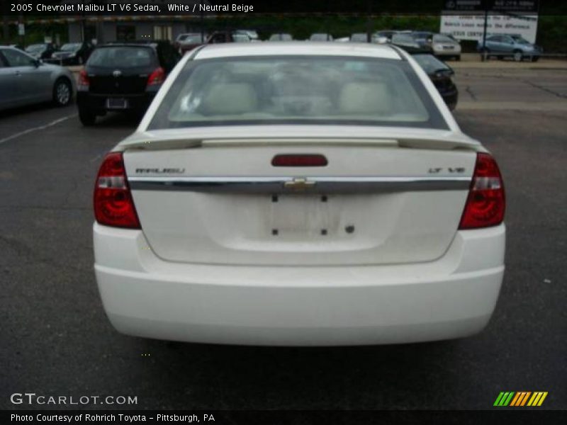 White / Neutral Beige 2005 Chevrolet Malibu LT V6 Sedan