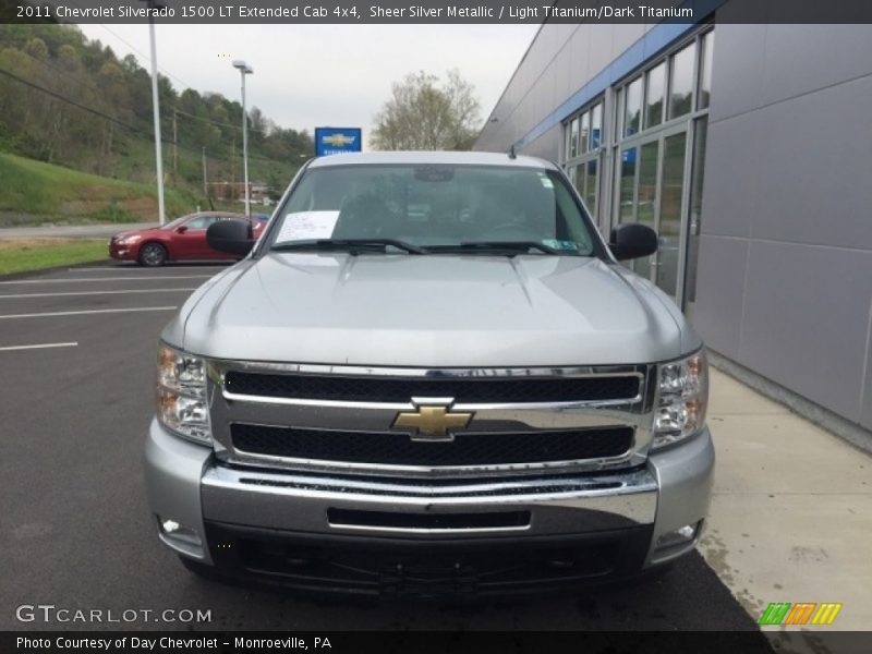 Sheer Silver Metallic / Light Titanium/Dark Titanium 2011 Chevrolet Silverado 1500 LT Extended Cab 4x4