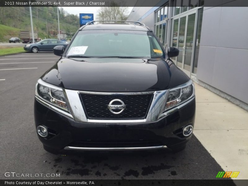 Super Black / Charcoal 2013 Nissan Pathfinder SL 4x4